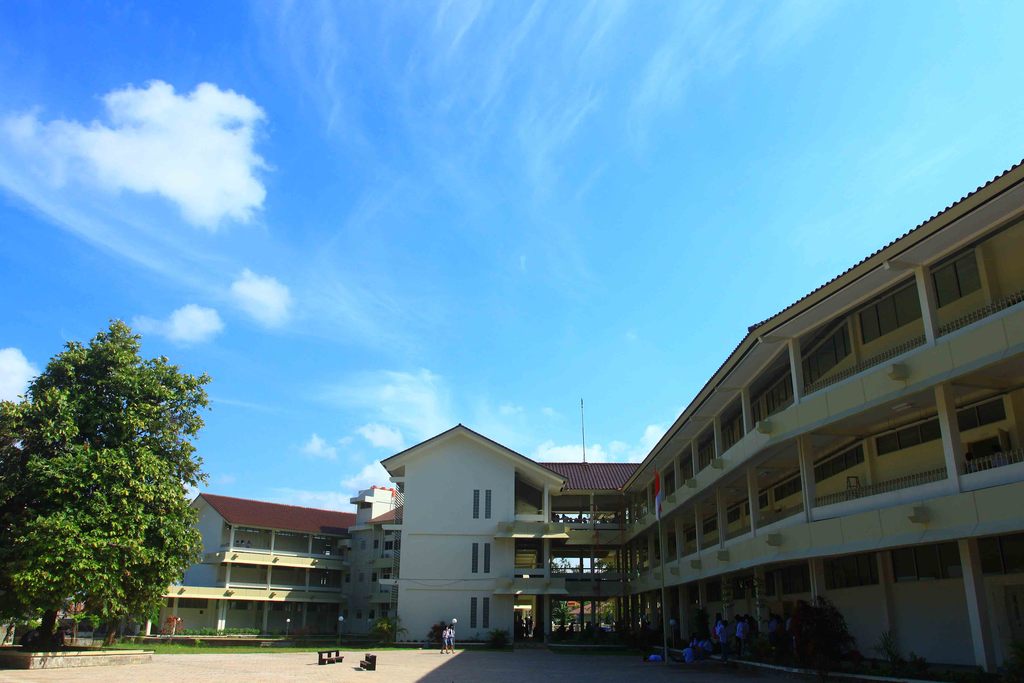 Gedung SMA St.Yosef