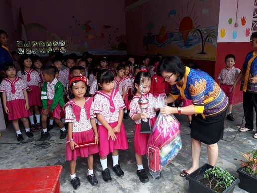 JUARA 1  LOMBA KOLASE GEBYAR  PAUD TINGKAT KECAMATAN MUNTOK